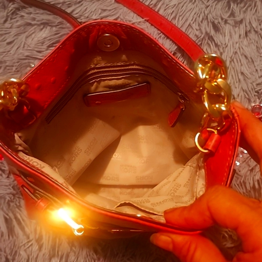MK pink crossbody crocodile skin print - Picture 3 of 6